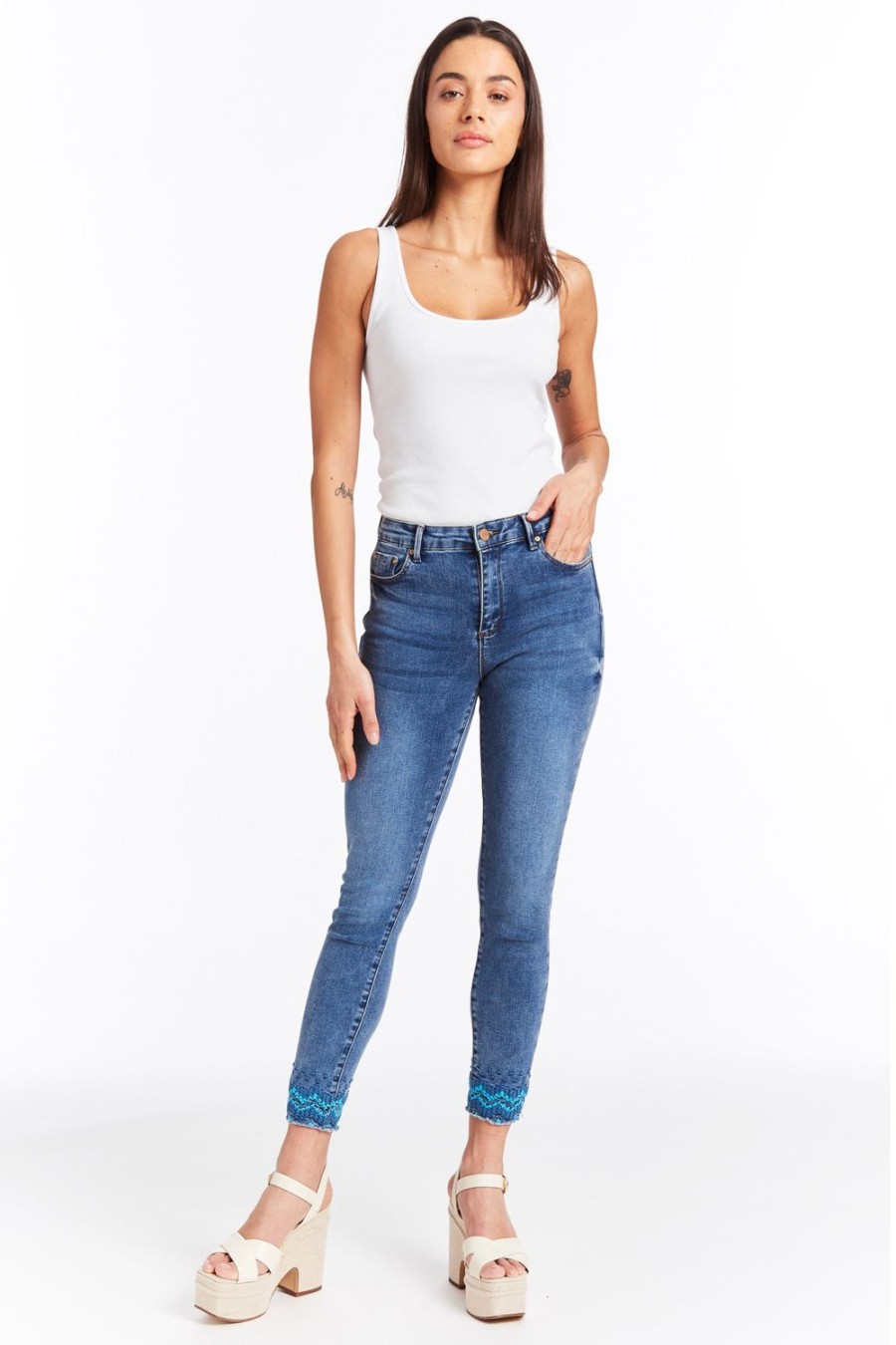 Women Tractr Ankle Length | Mona - Embroidered Hem Skinny Crop In Indigo