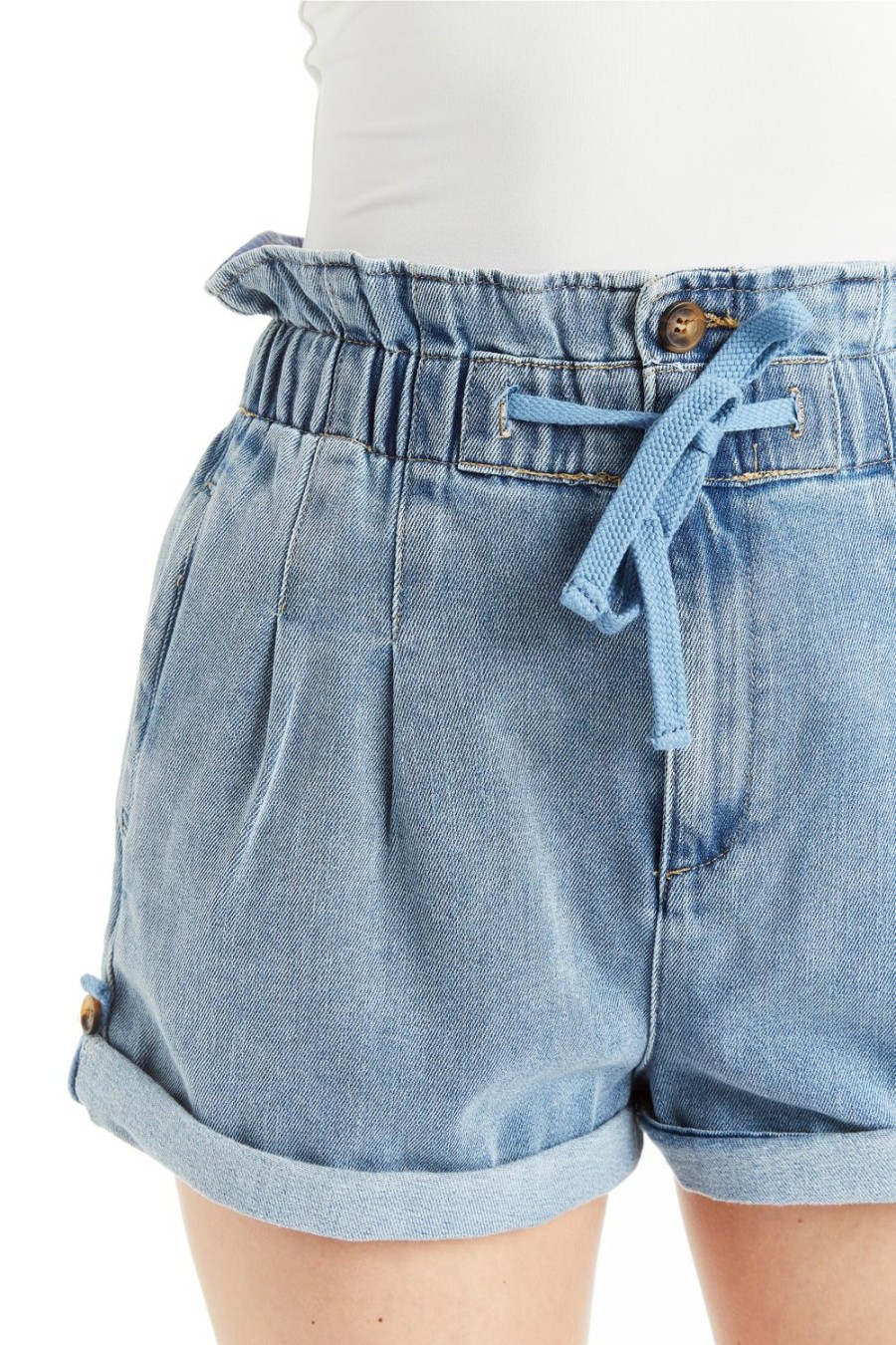 Women Tractr High Rise | Holly - Paperbag Roll Cuff Short Light Indigo