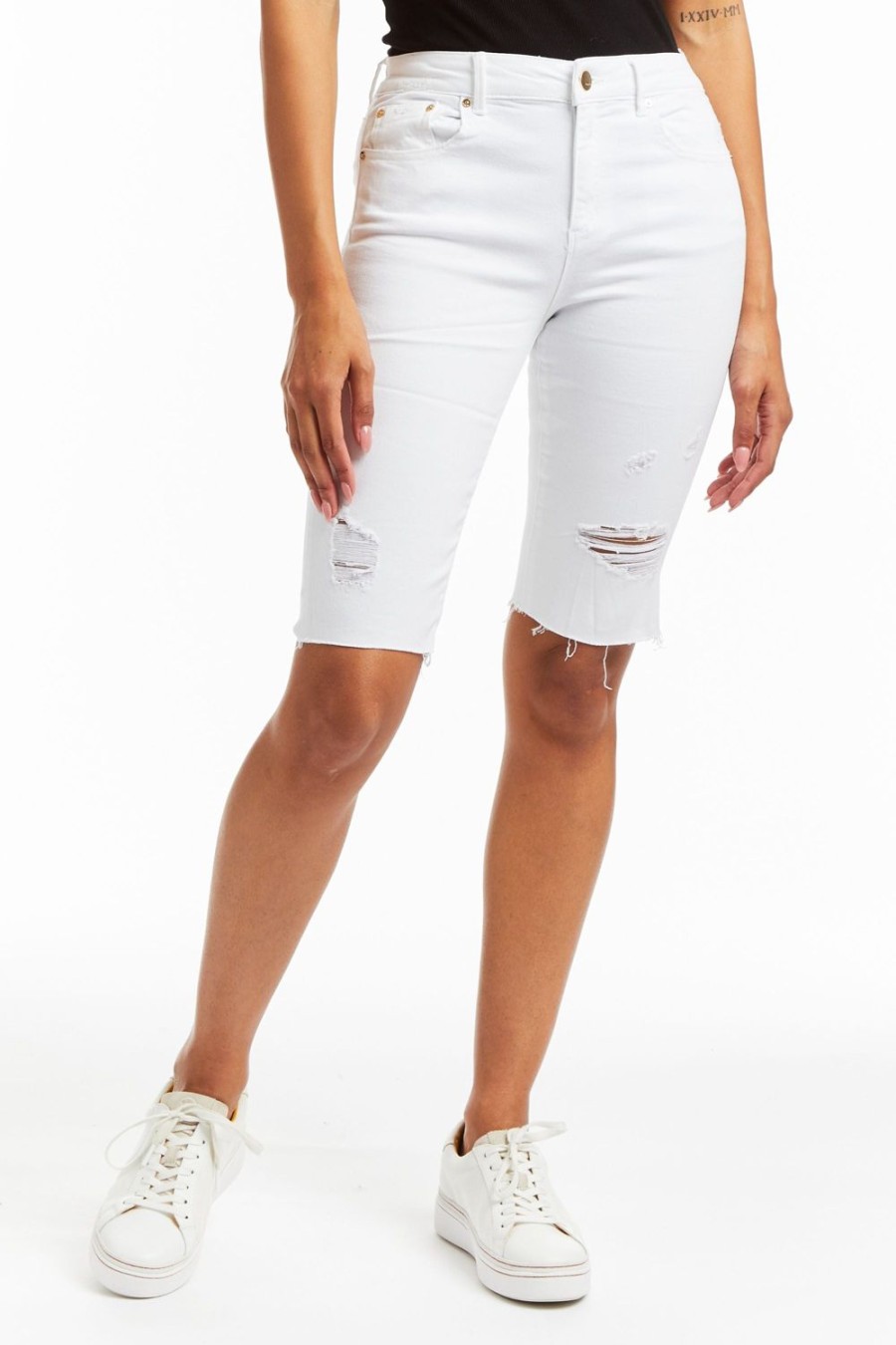 Women Tractr Bermuda | Slim Bermuda Short With Destruction